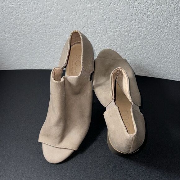 SOUL NATURALIZER BEIGE/TAN OPEN TOE. SIZE 6.5 - Picture 2 of 9
